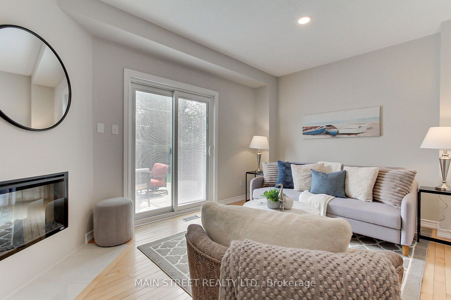 Photo 16 of 70 Dunsmore Crescent, Richmond Hill, Crosby — HOMEH