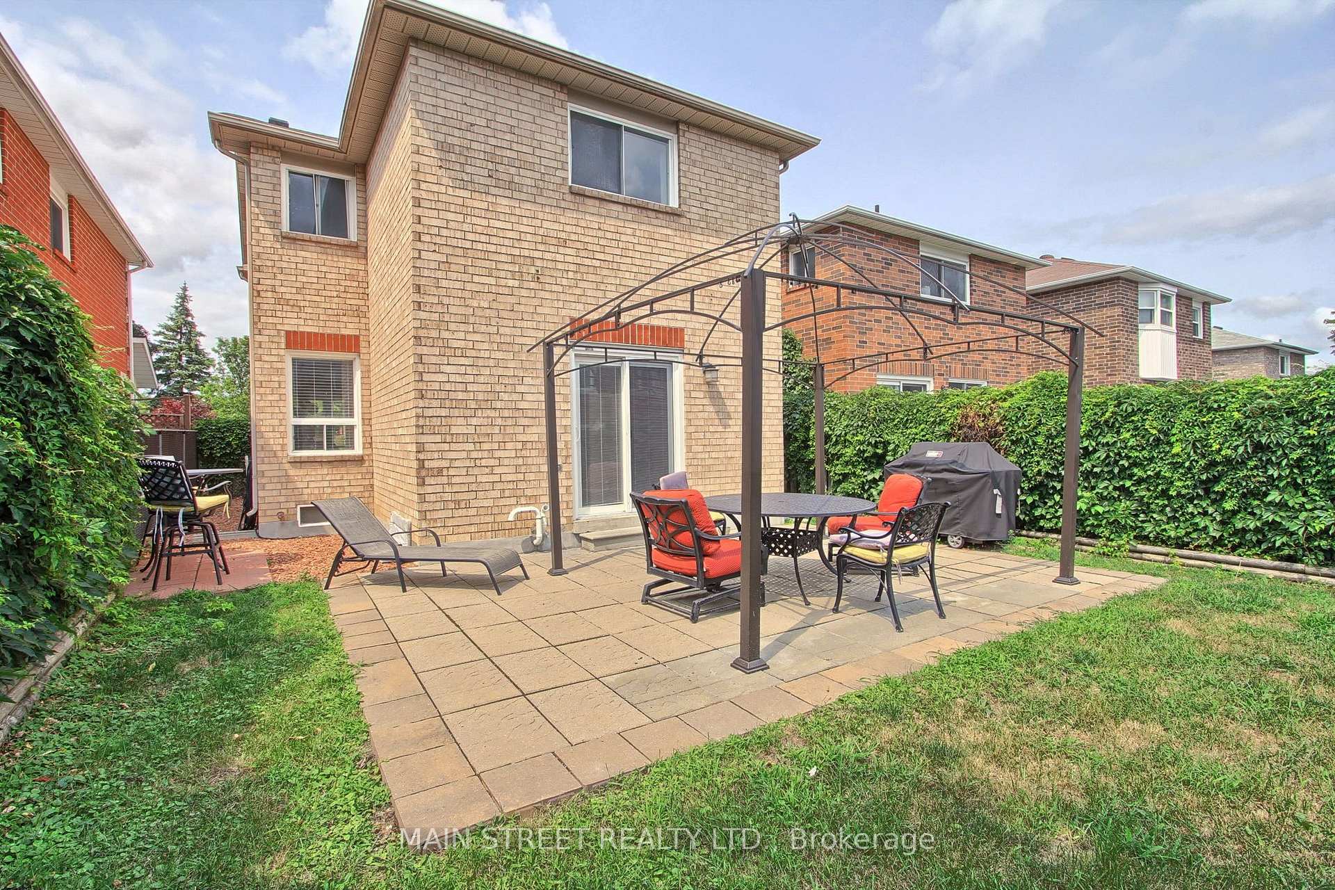 Photo 33 of 70 Dunsmore Crescent, Richmond Hill, Crosby — HOMEH