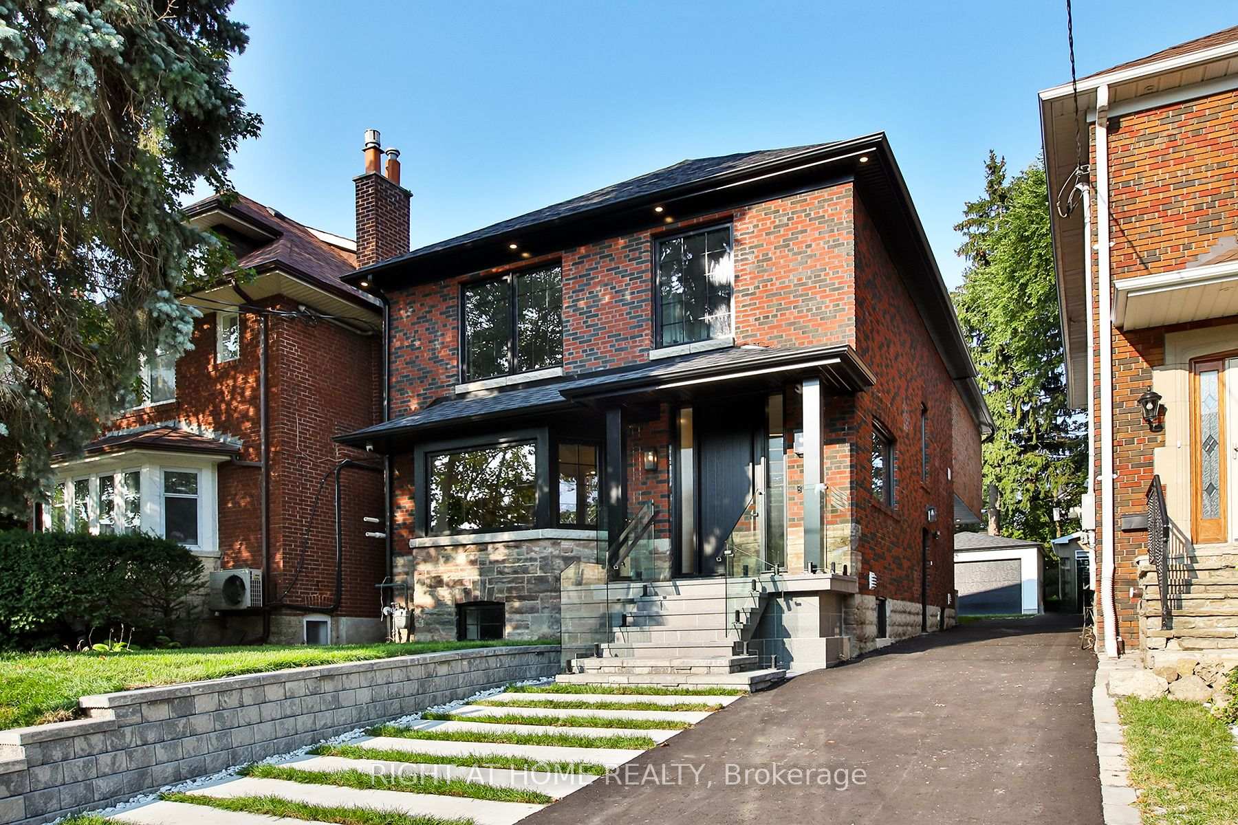 Photo of 106 Eastbourne Avenue