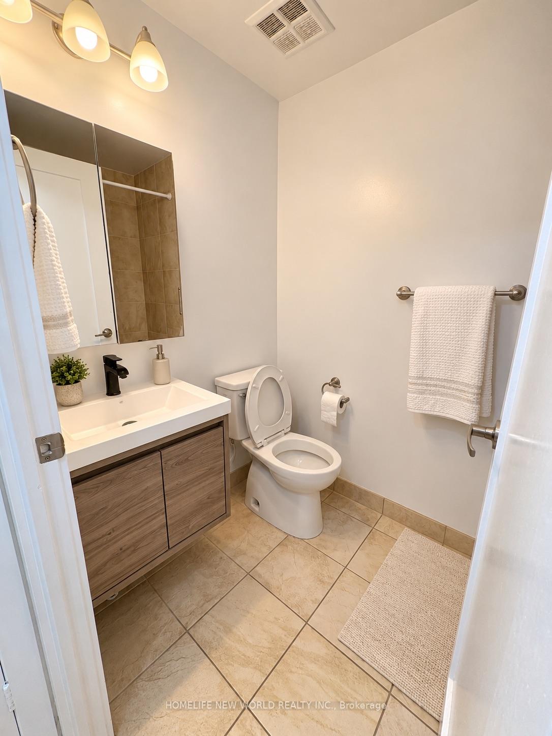 Photo 19 of Unit 412, 20 Blue Jays Way, Toronto, Waterfront Communities — HOMEH