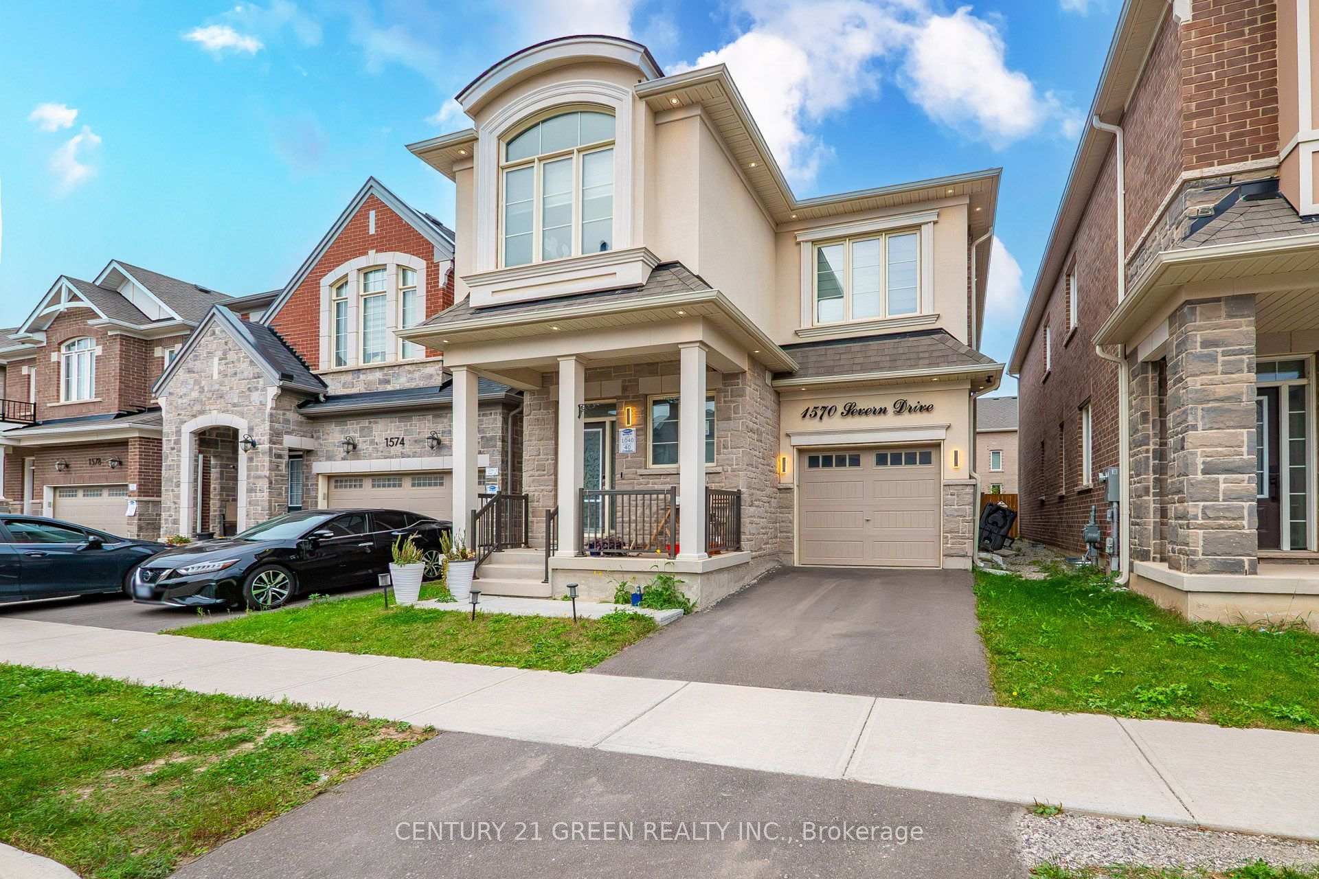 Photo 2 of 1570 Severn Drive, Milton, Bowes — HOMEH