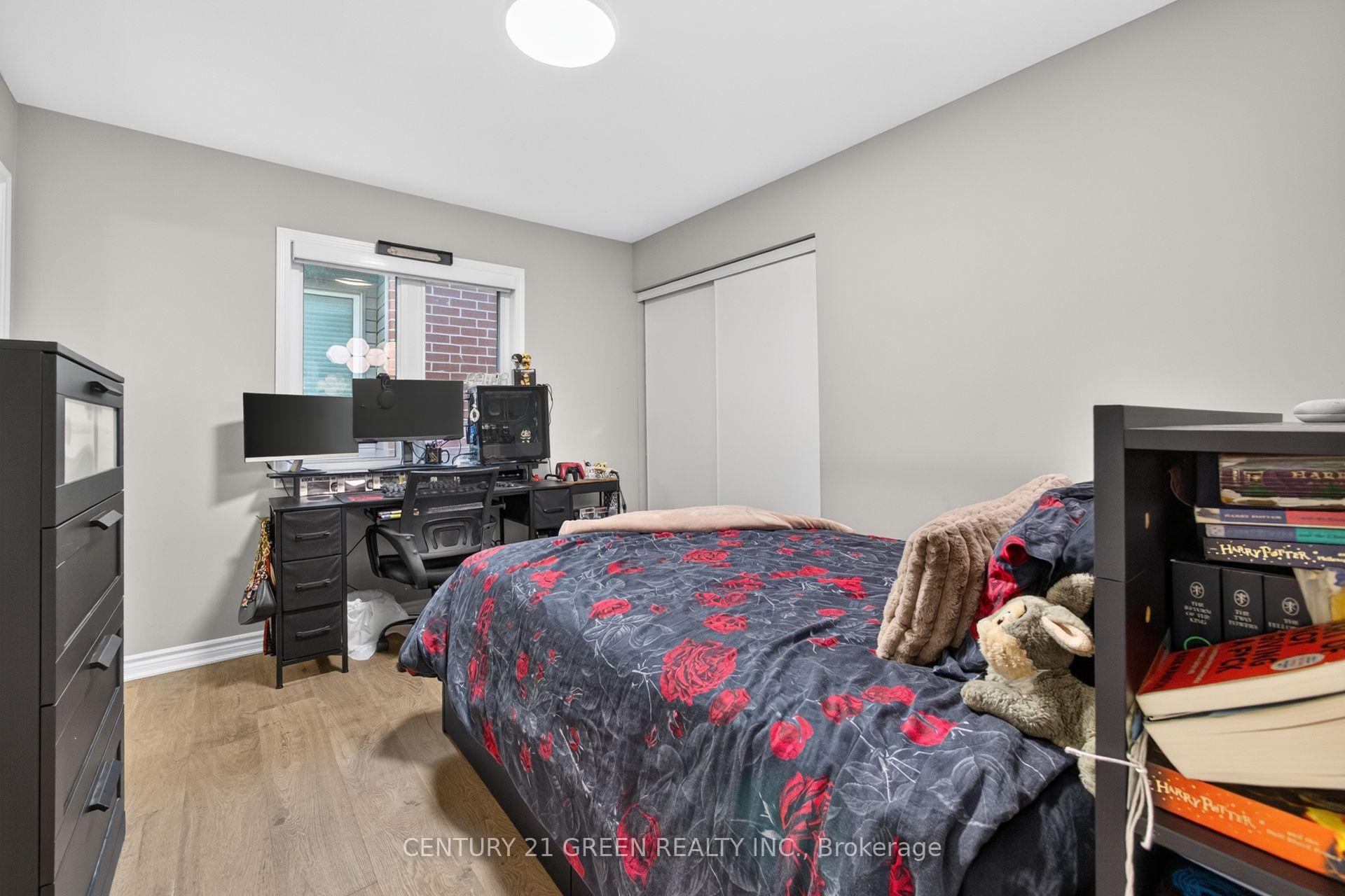 Photo 37 of 1570 Severn Drive, Milton, Bowes — HOMEH