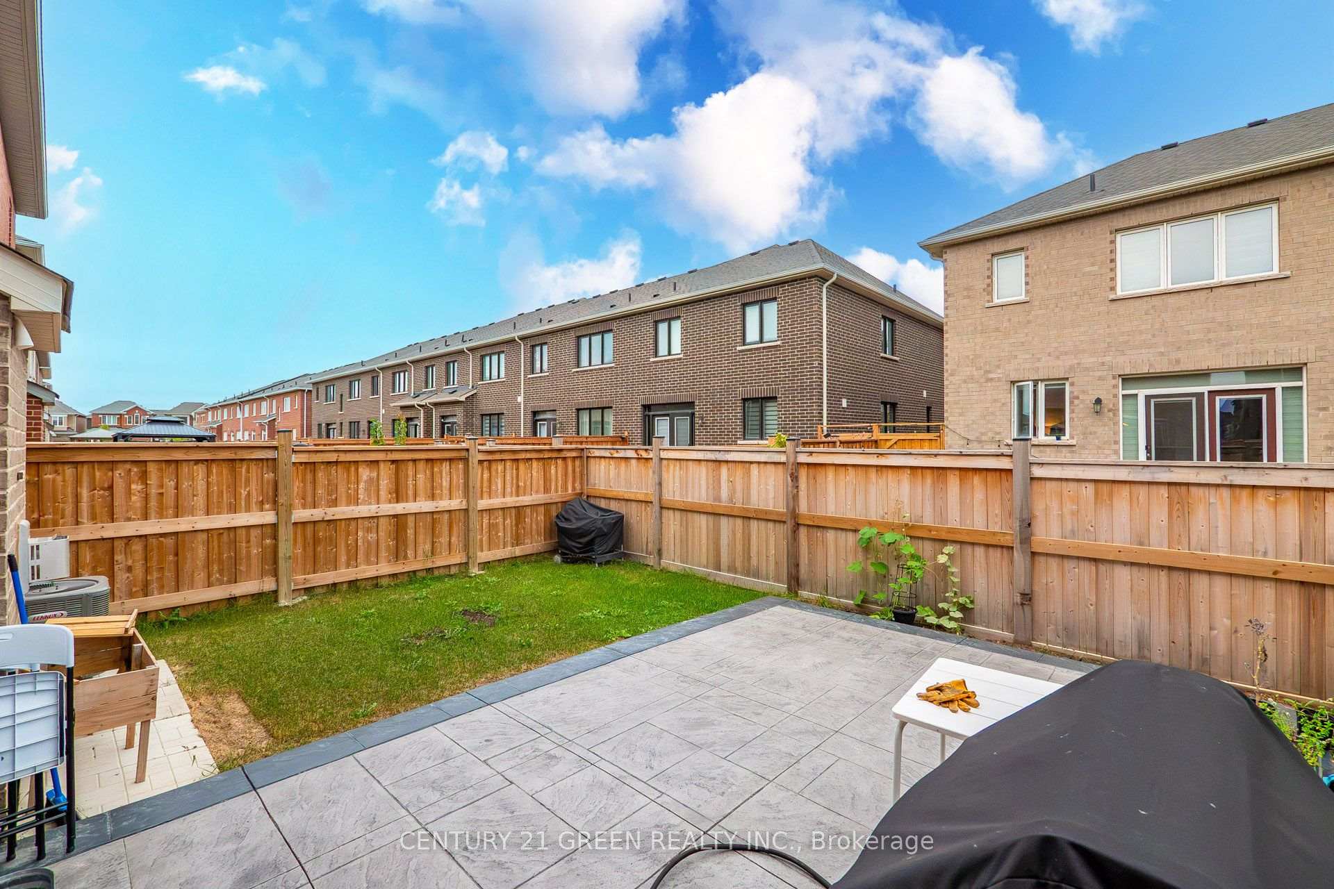 Photo 48 of 1570 Severn Drive, Milton, Bowes — HOMEH
