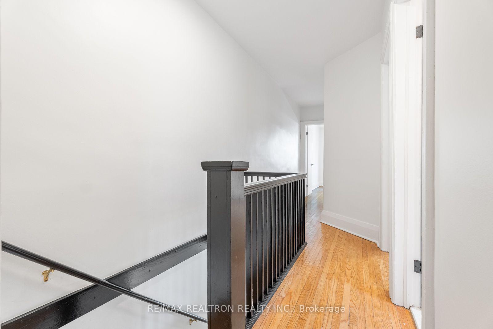 Photo 14 of 38 Henning Avenue, Toronto, Yonge-Eglinton — HOMEH