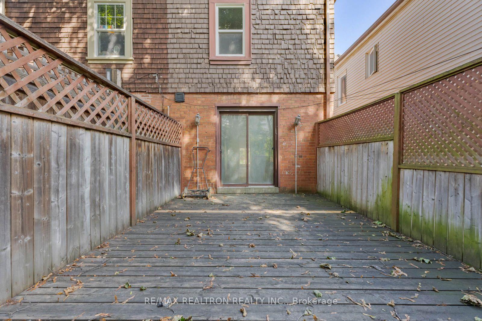 Photo 39 of 38 Henning Avenue, Toronto, Yonge-Eglinton — HOMEH
