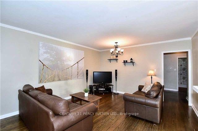 Photo 3 of 143 Tulloch Drive, Ajax, South East — HOMEH