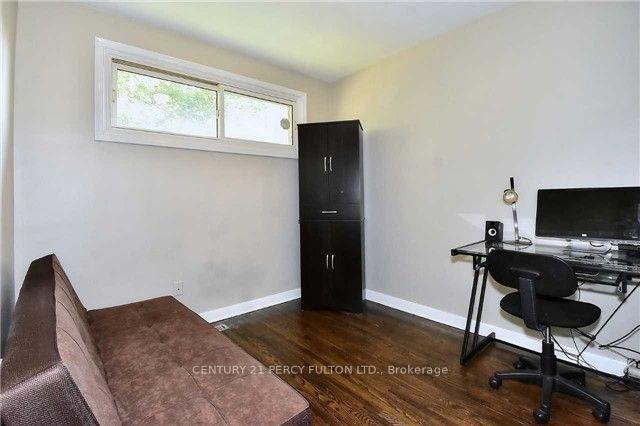 Photo 12 of 143 Tulloch Drive, Ajax, South East — HOMEH