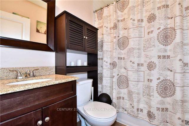 Photo 13 of 143 Tulloch Drive, Ajax, South East — HOMEH