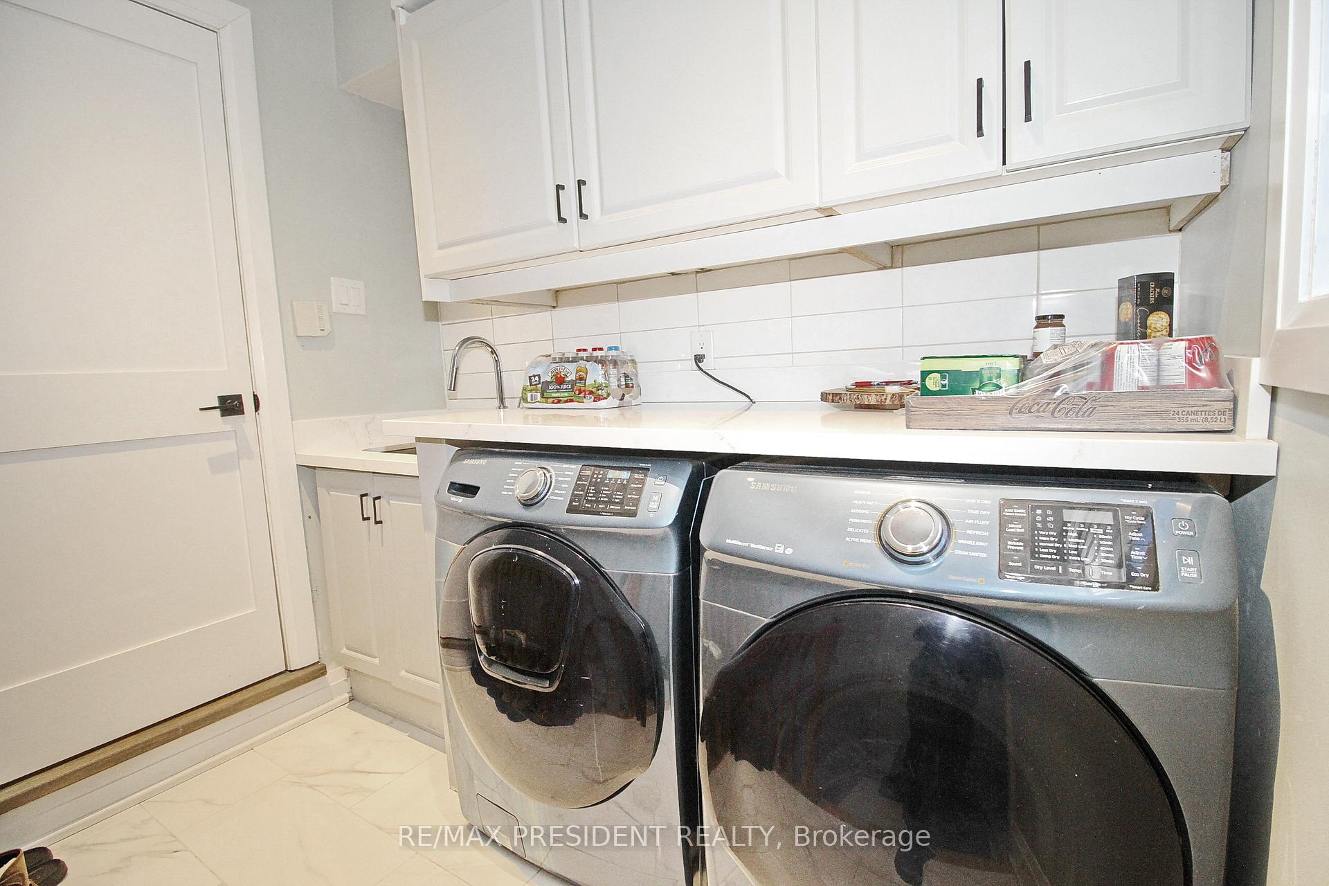 Photo 19 of 32 Deerglen Drive, Brampton, Sandringham-Wellington — HOMEH