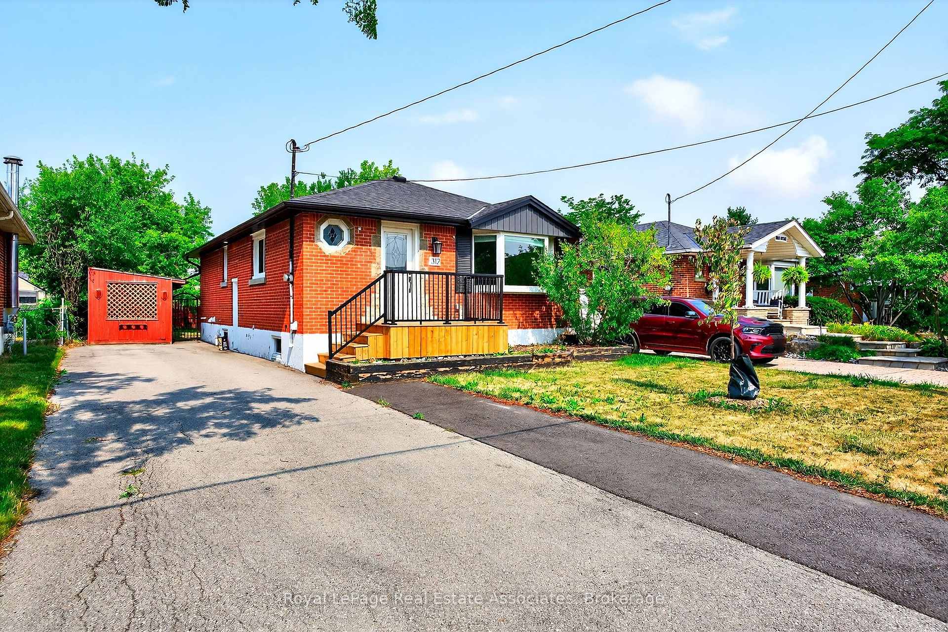 Photo 2 of Unit Lower, 312 East 45th Street, Hamilton, Hampton Heights — HOMEH