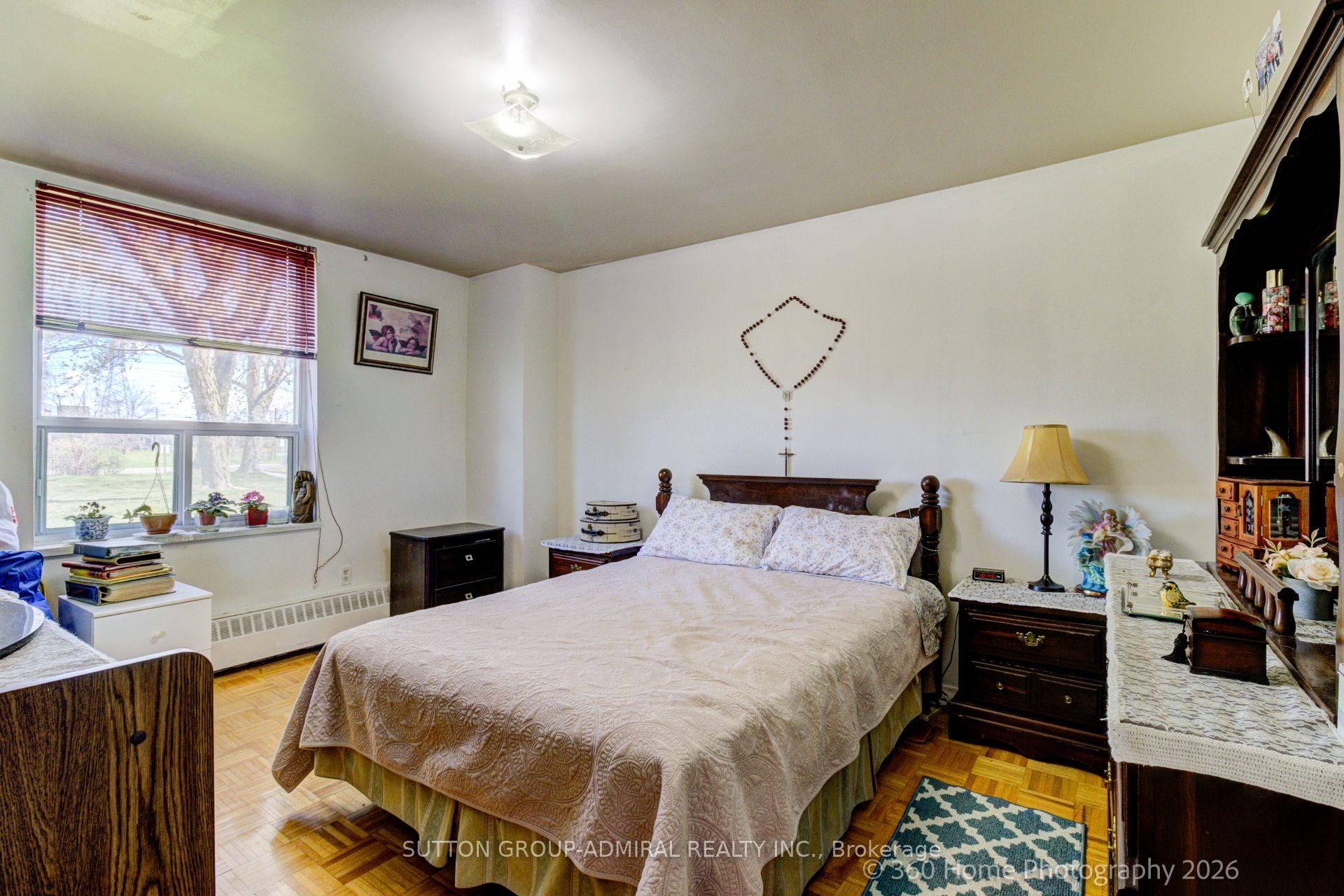 Photo 8 of Unit 106, 1 Four Winds Drive, North York, York University Heights — HOMEH
