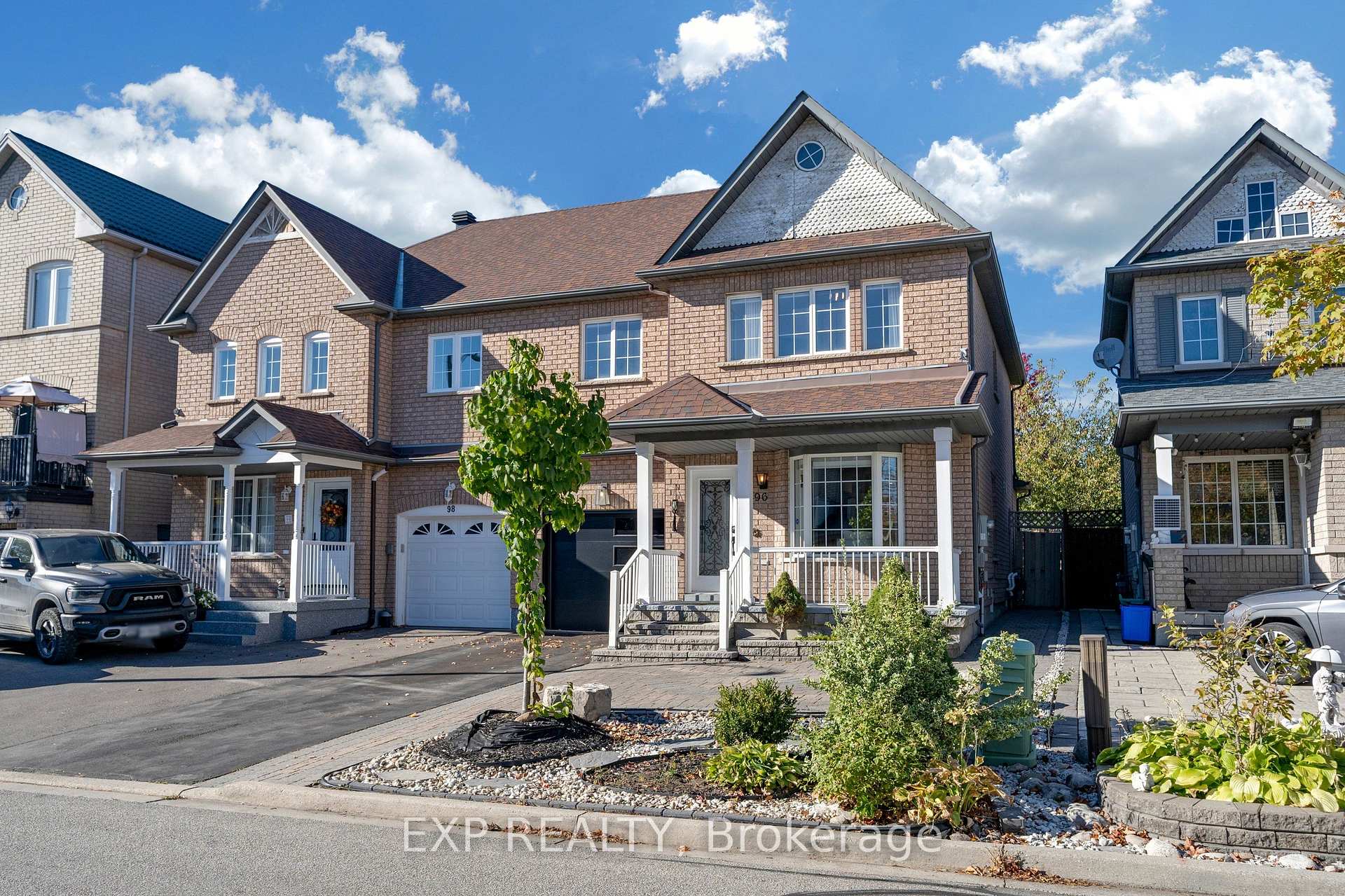 Photo 5 of 96 Grand Valley Boulevard, Vaughan, Vellore Village — HOMEH