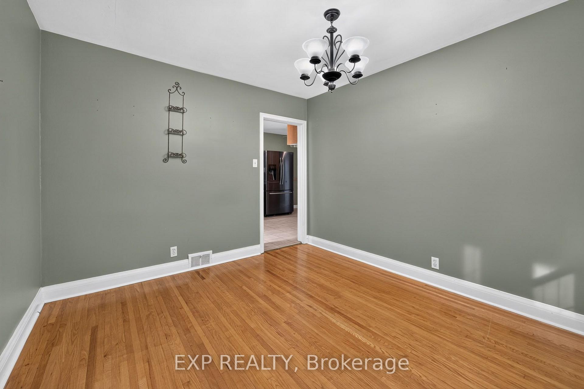 Photo 12 of 6018 Atlas Street, Niagara Falls, Church's Lane — HOMEH