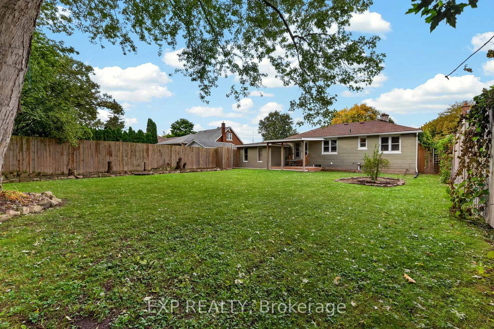 Photo 22 of 6018 Atlas Street, Niagara Falls, Church's Lane — HOMEH