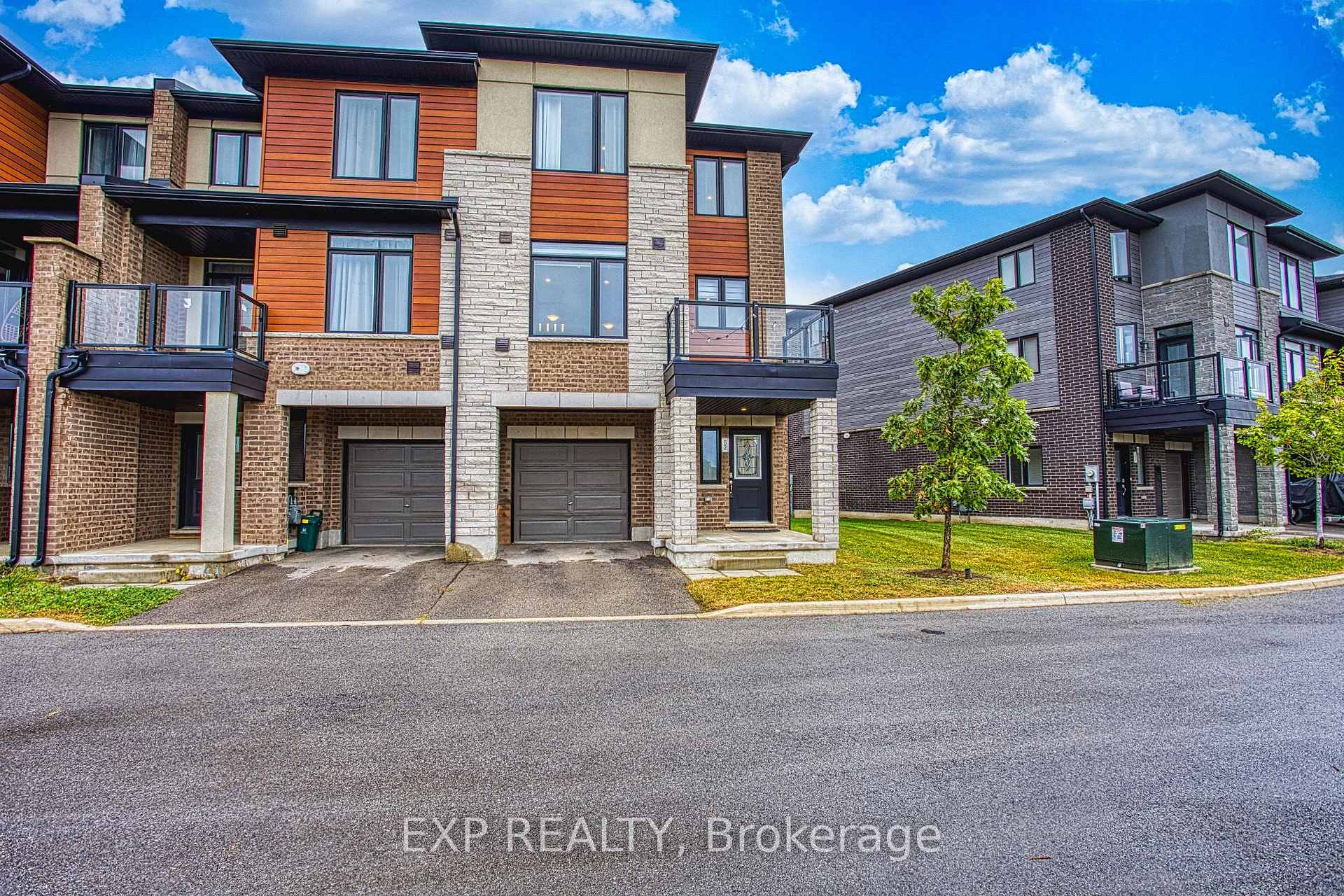 Photo 1 of 590 North Service Road, Hamilton, Lakeshore — HOMEH