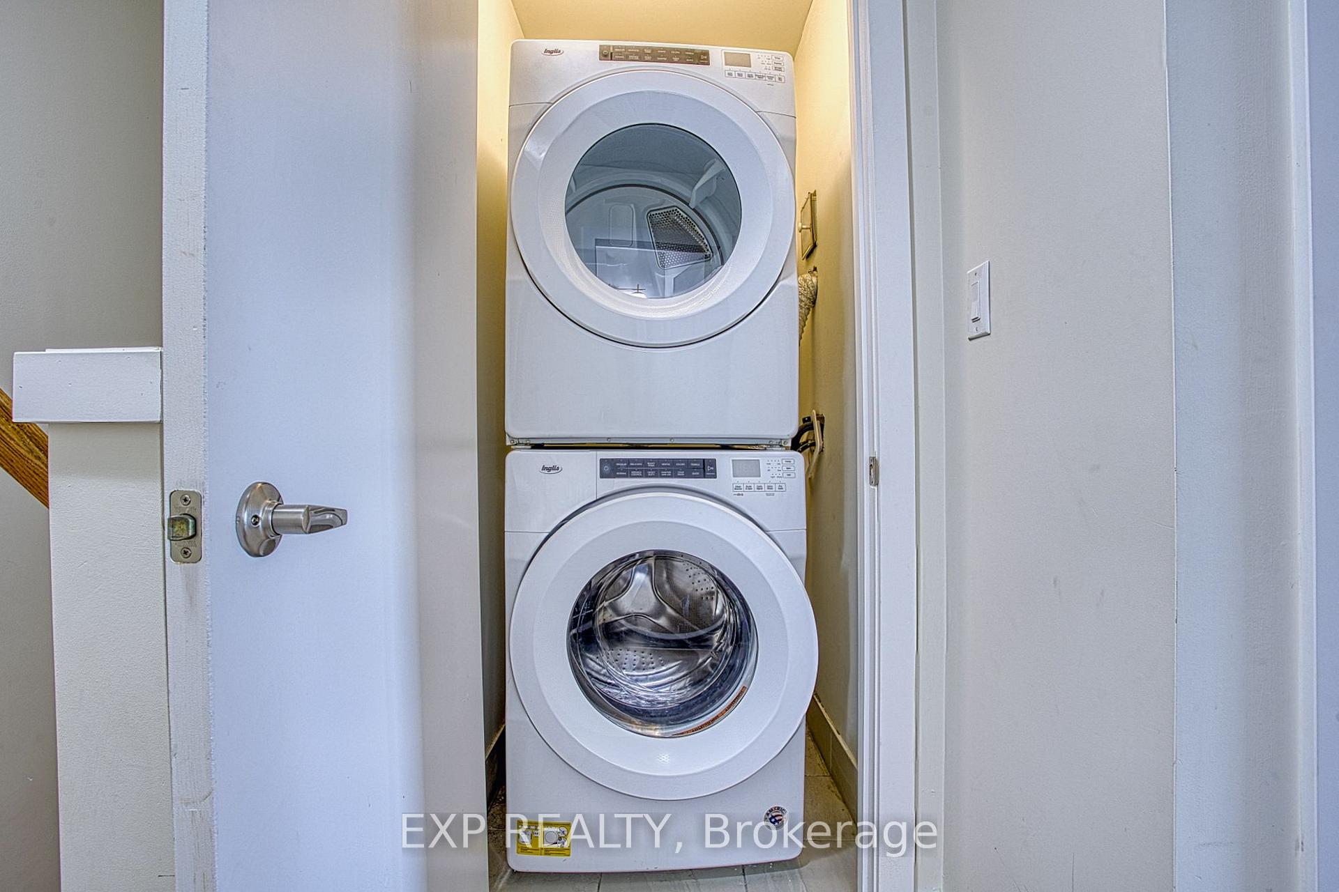 Photo 18 of 590 North Service Road, Hamilton, Lakeshore — HOMEH