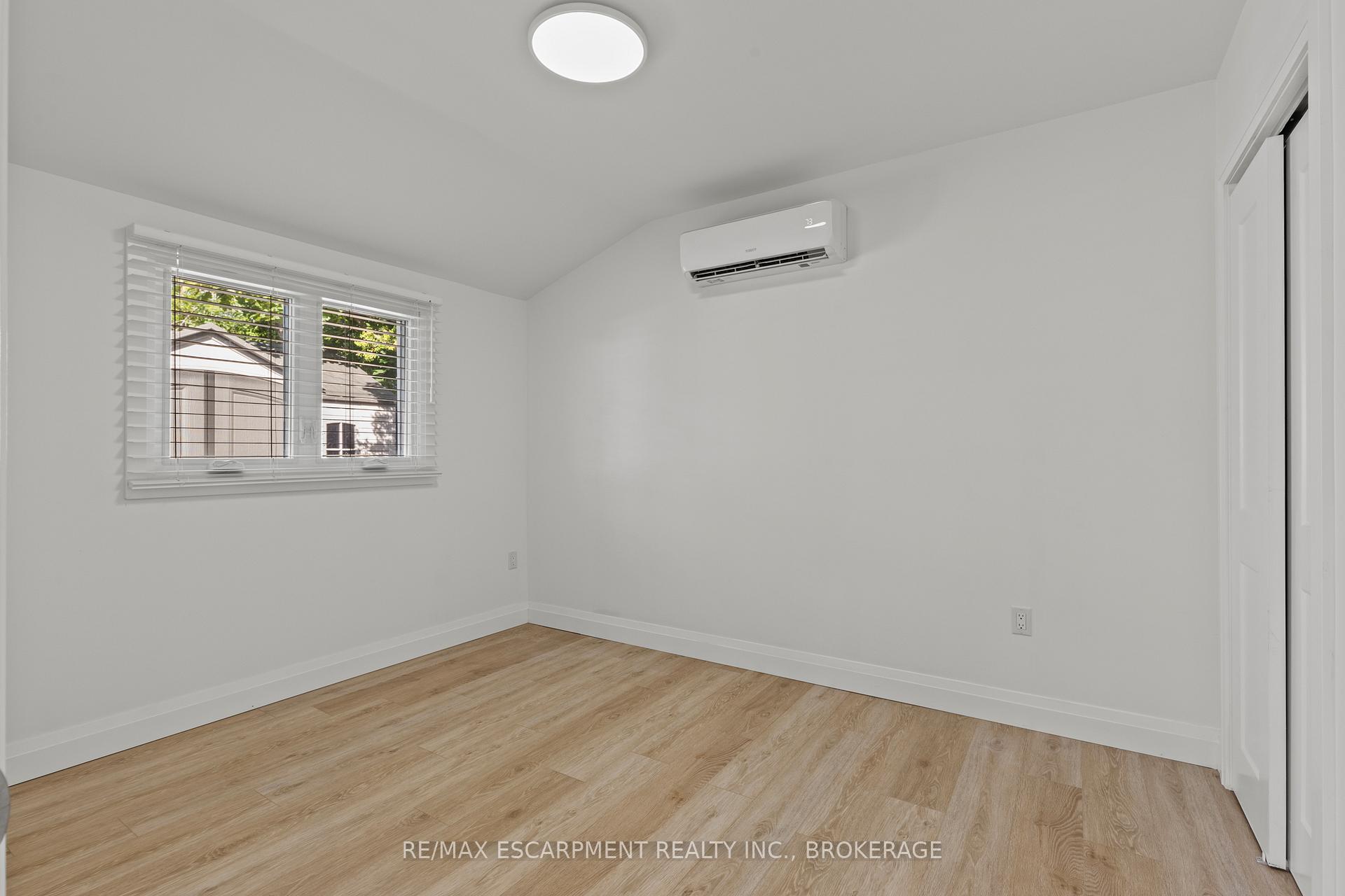 Photo 12 of Unit Unit 2, 362 Gatfield Avenue, Welland, Lincoln/Crowland — HOMEH