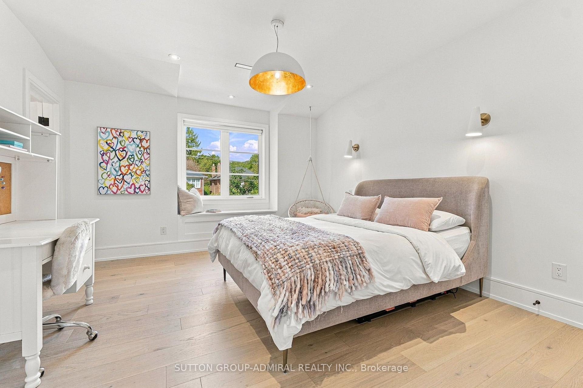 Photo 27 of 37 Glenellen Drive E, Etobicoke, Stonegate-Queensway — HOMEH