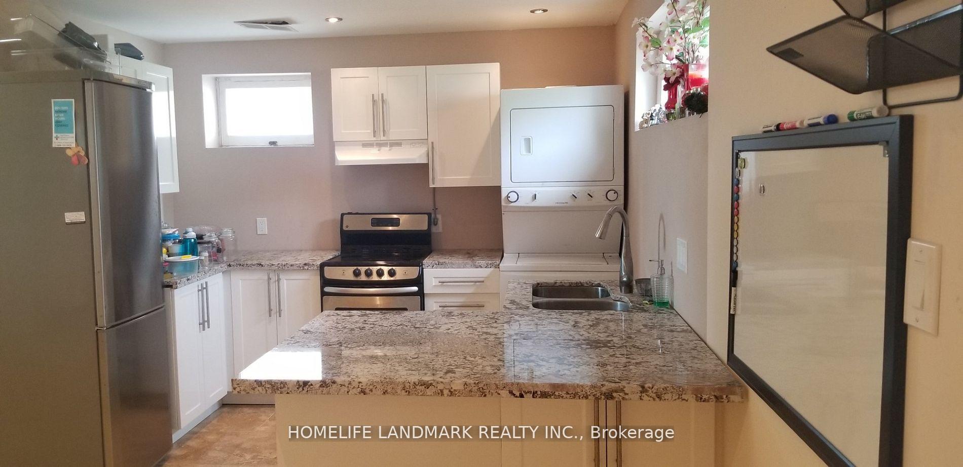 Photo 21 of 128 Lord Roberts Drive, Scarborough, Eglinton East — HOMEH