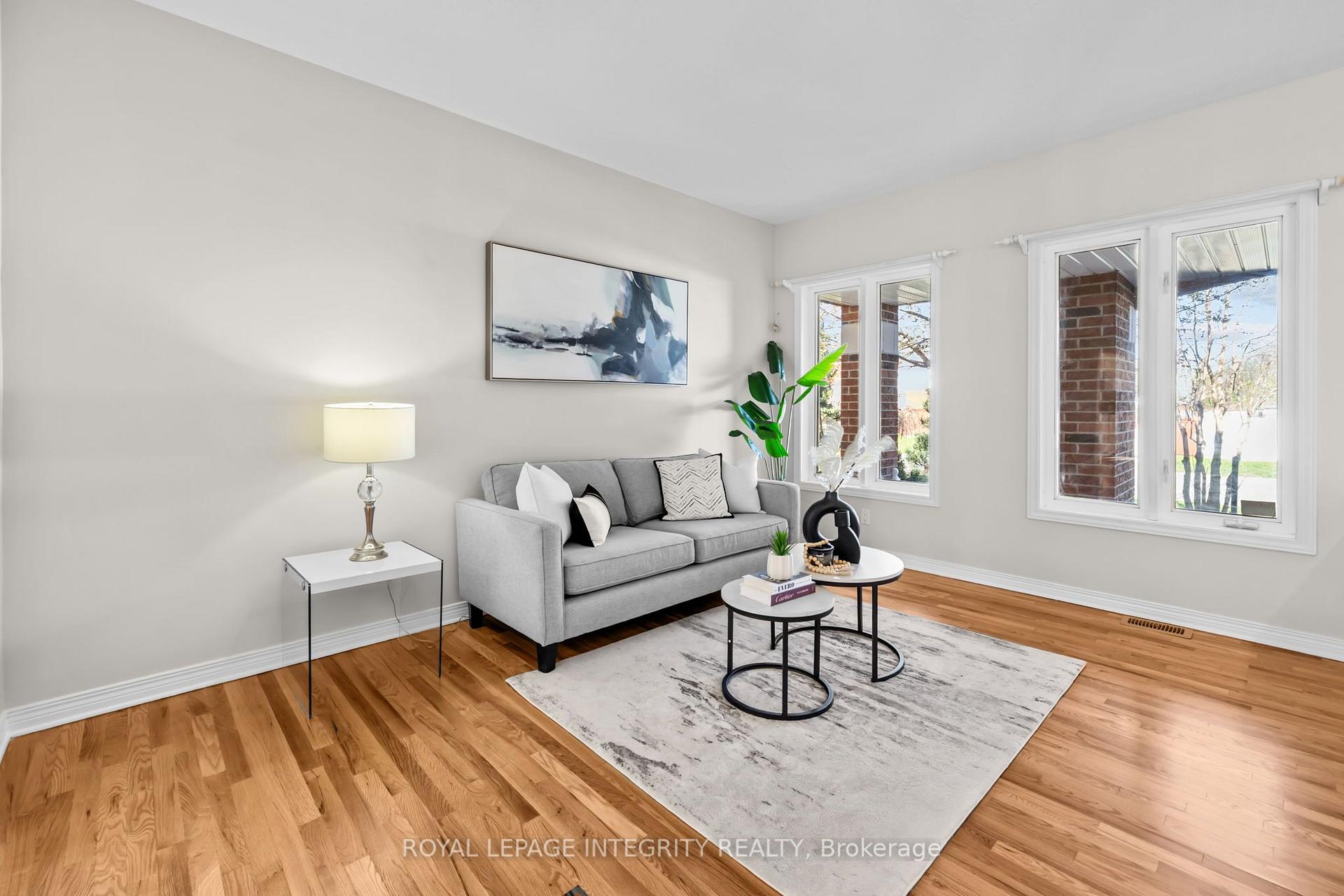 Photo 4 of 4 Tamarack Place, Ottawa, Barrhaven - Longfields — HOMEH