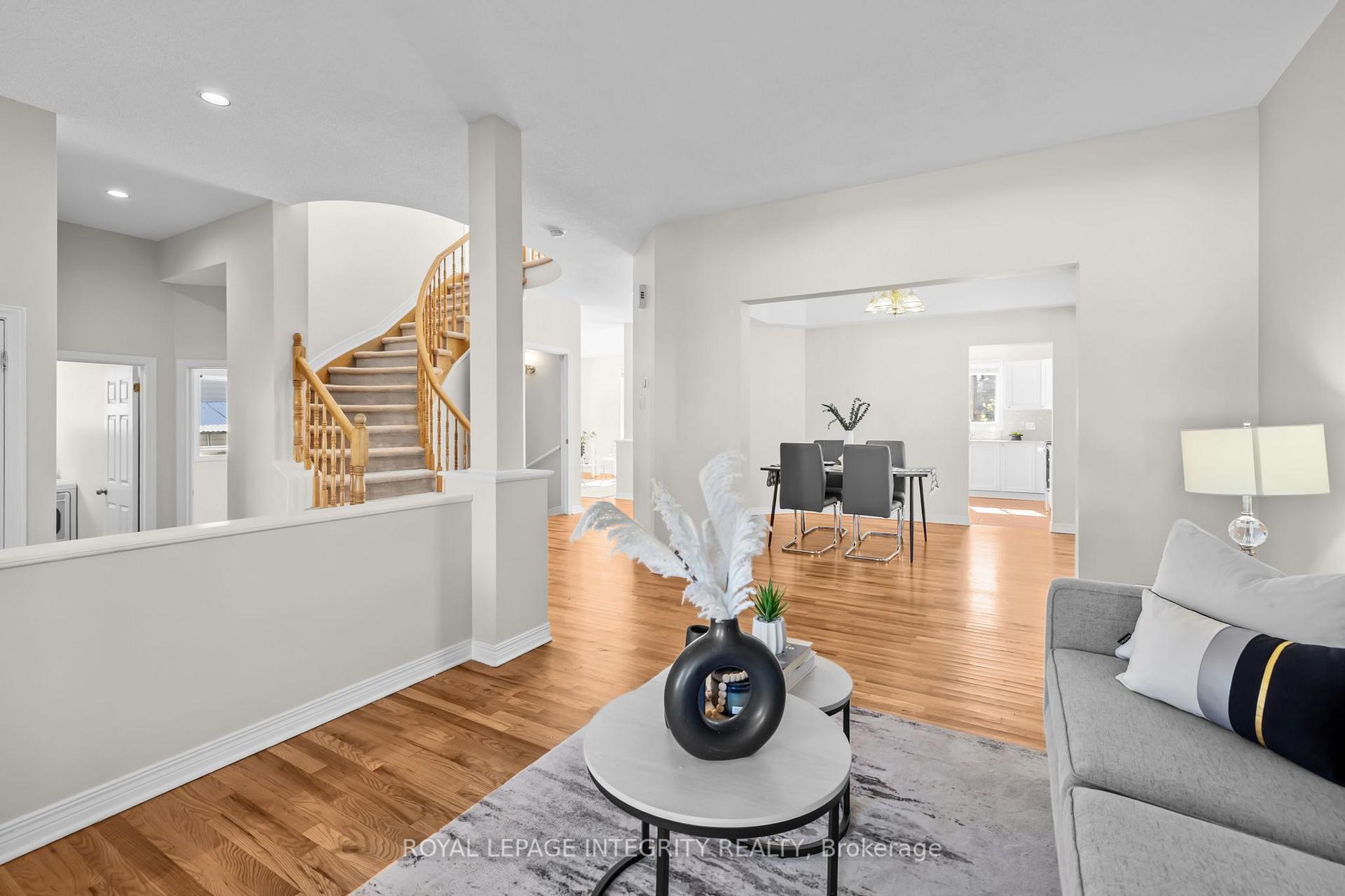 Photo 6 of 4 Tamarack Place, Ottawa, Barrhaven - Longfields — HOMEH