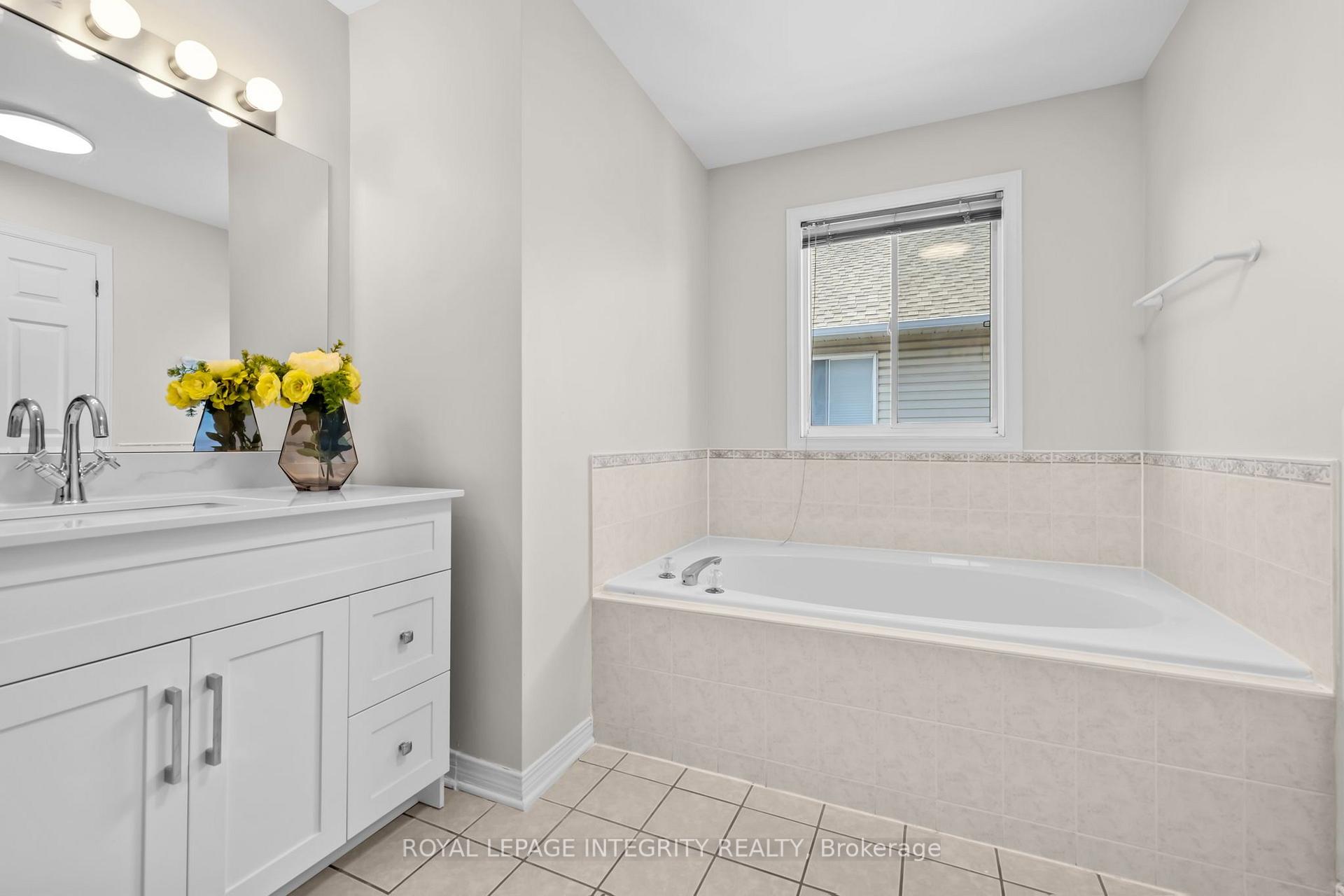 Photo 30 of 4 Tamarack Place, Ottawa, Barrhaven - Longfields — HOMEH