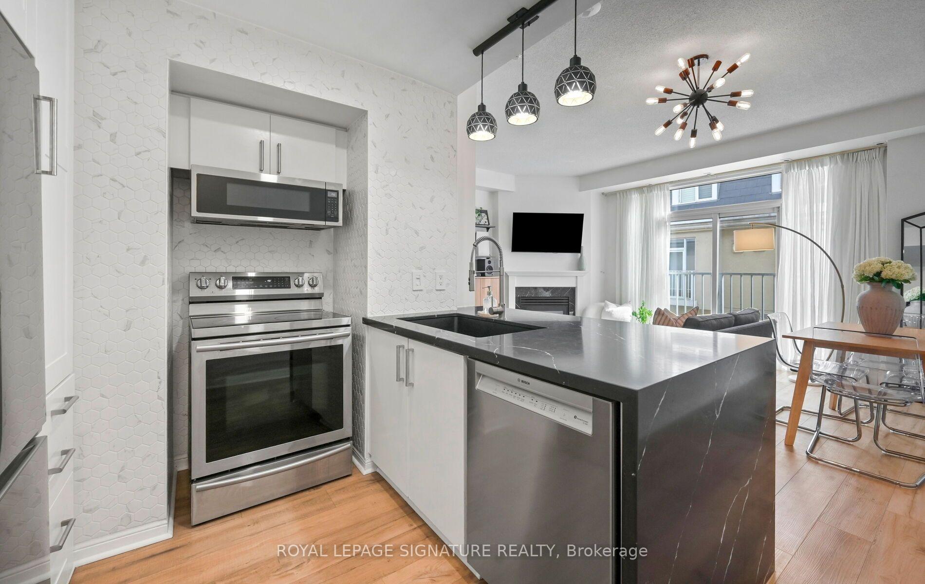 Photo 13 of Unit 555, 36 Stadium Road, Toronto, Niagara — HOMEH