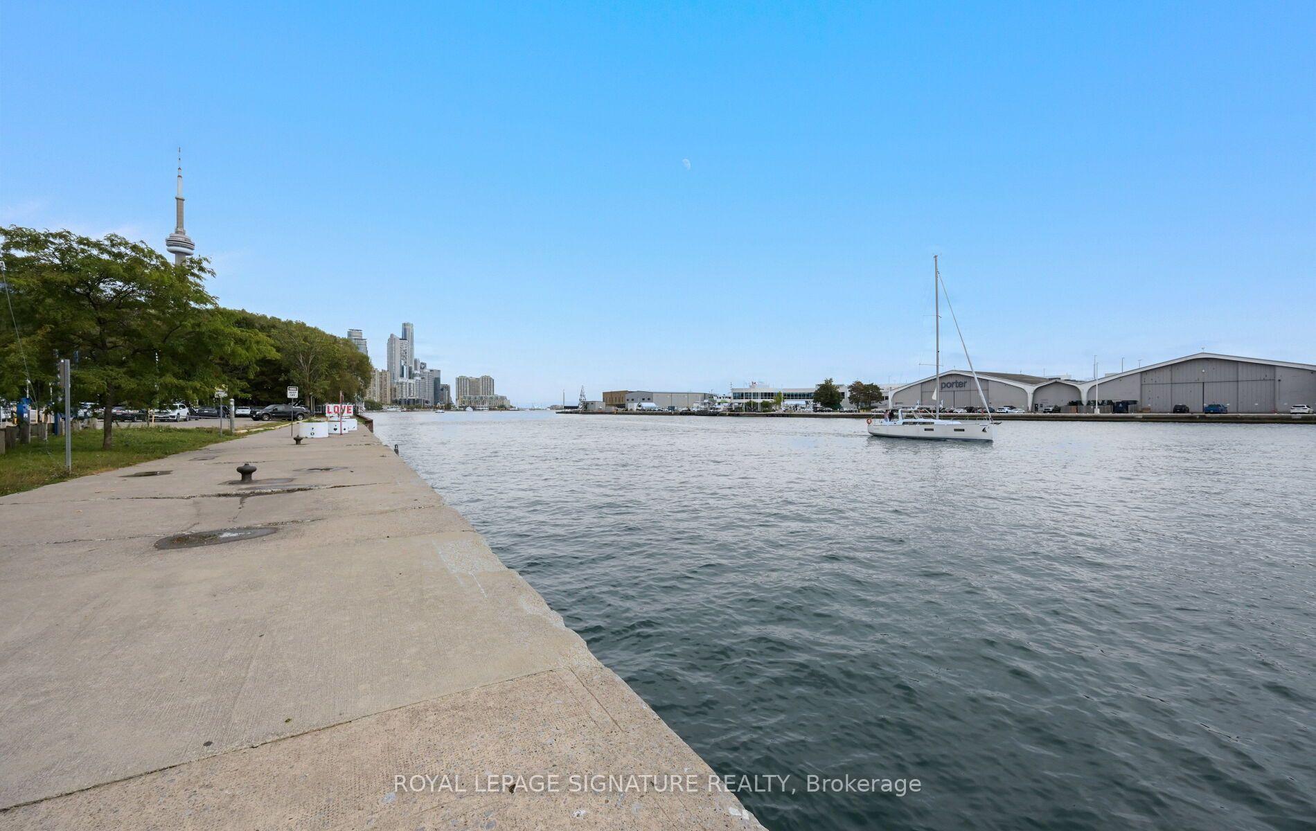 Photo 36 of Unit 555, 36 Stadium Road, Toronto, Niagara — HOMEH