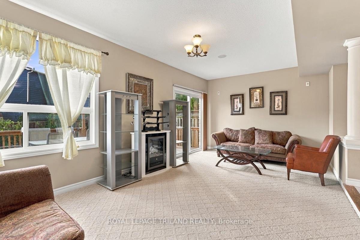 Photo 8 of 1426 Mickleborough Drive, London, North I — HOMEH