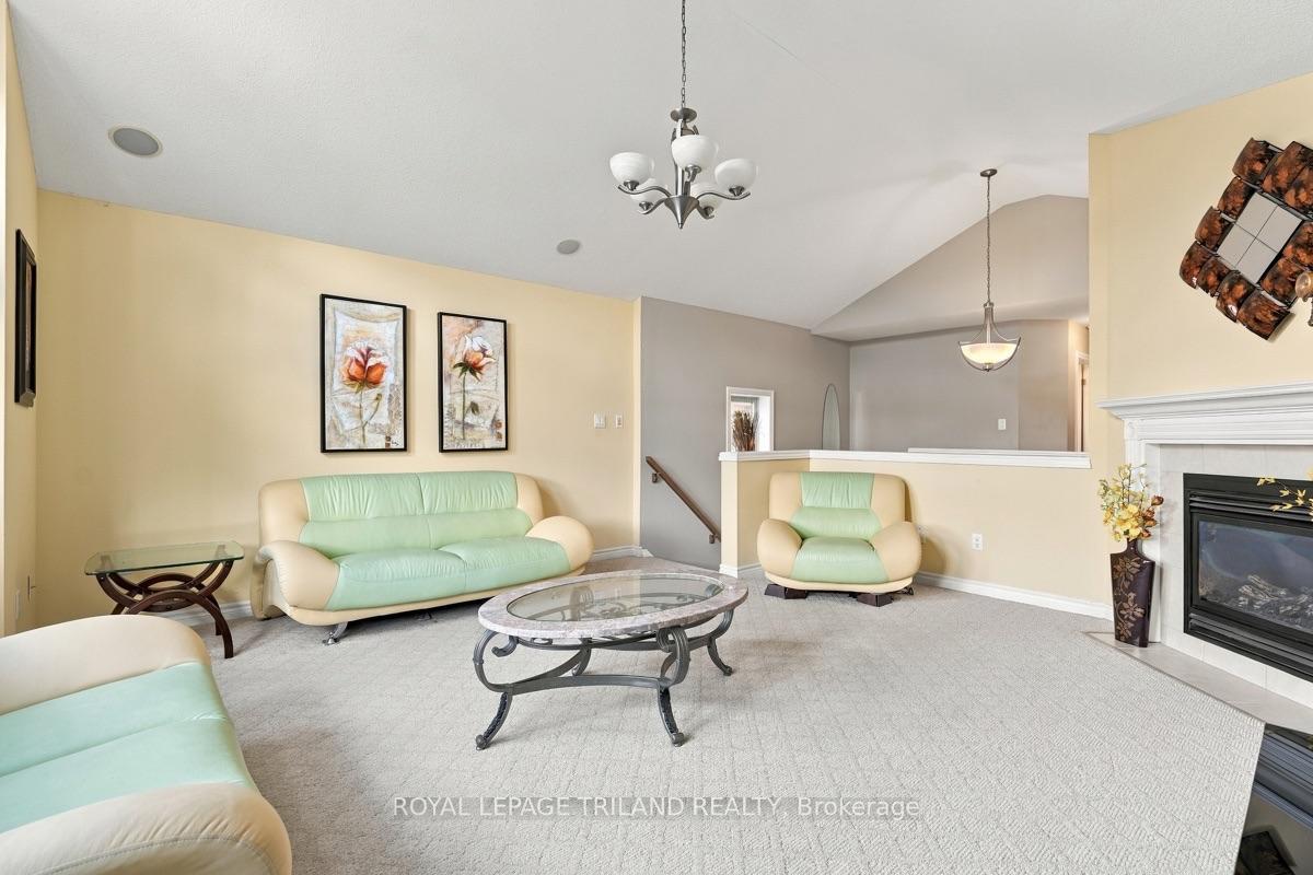 Photo 16 of 1426 Mickleborough Drive, London, North I — HOMEH