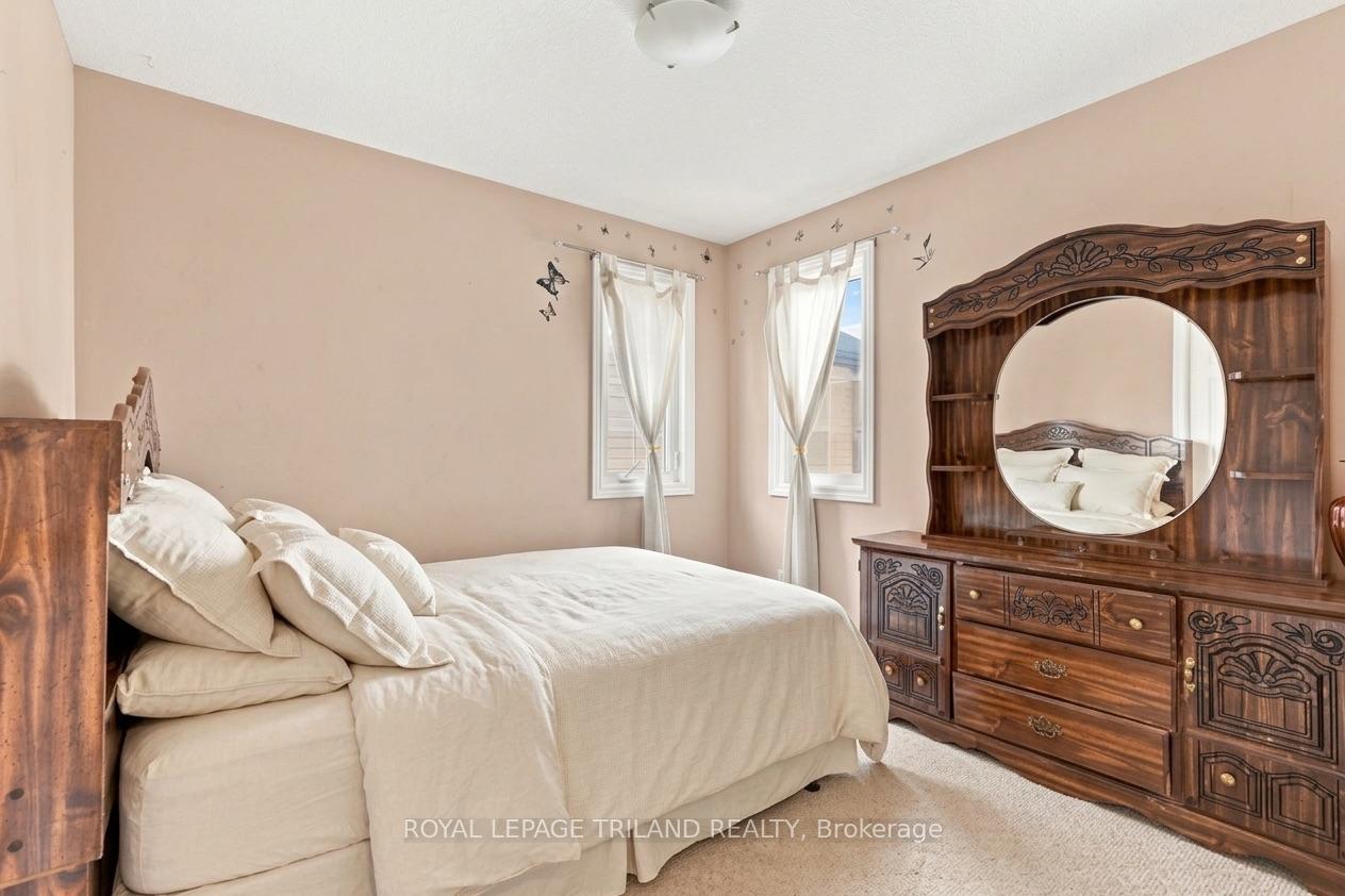 Photo 24 of 1426 Mickleborough Drive, London, North I — HOMEH