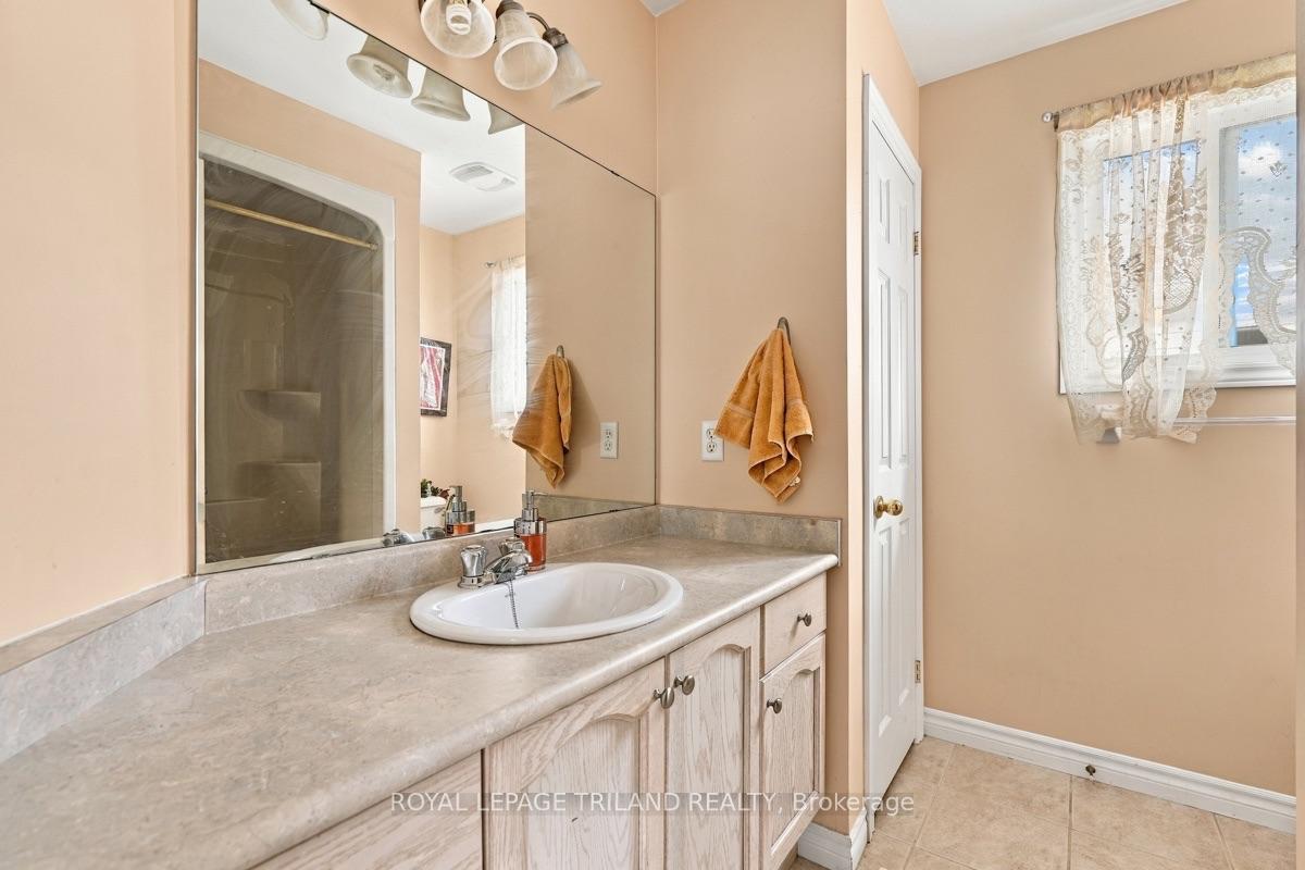 Photo 25 of 1426 Mickleborough Drive, London, North I — HOMEH