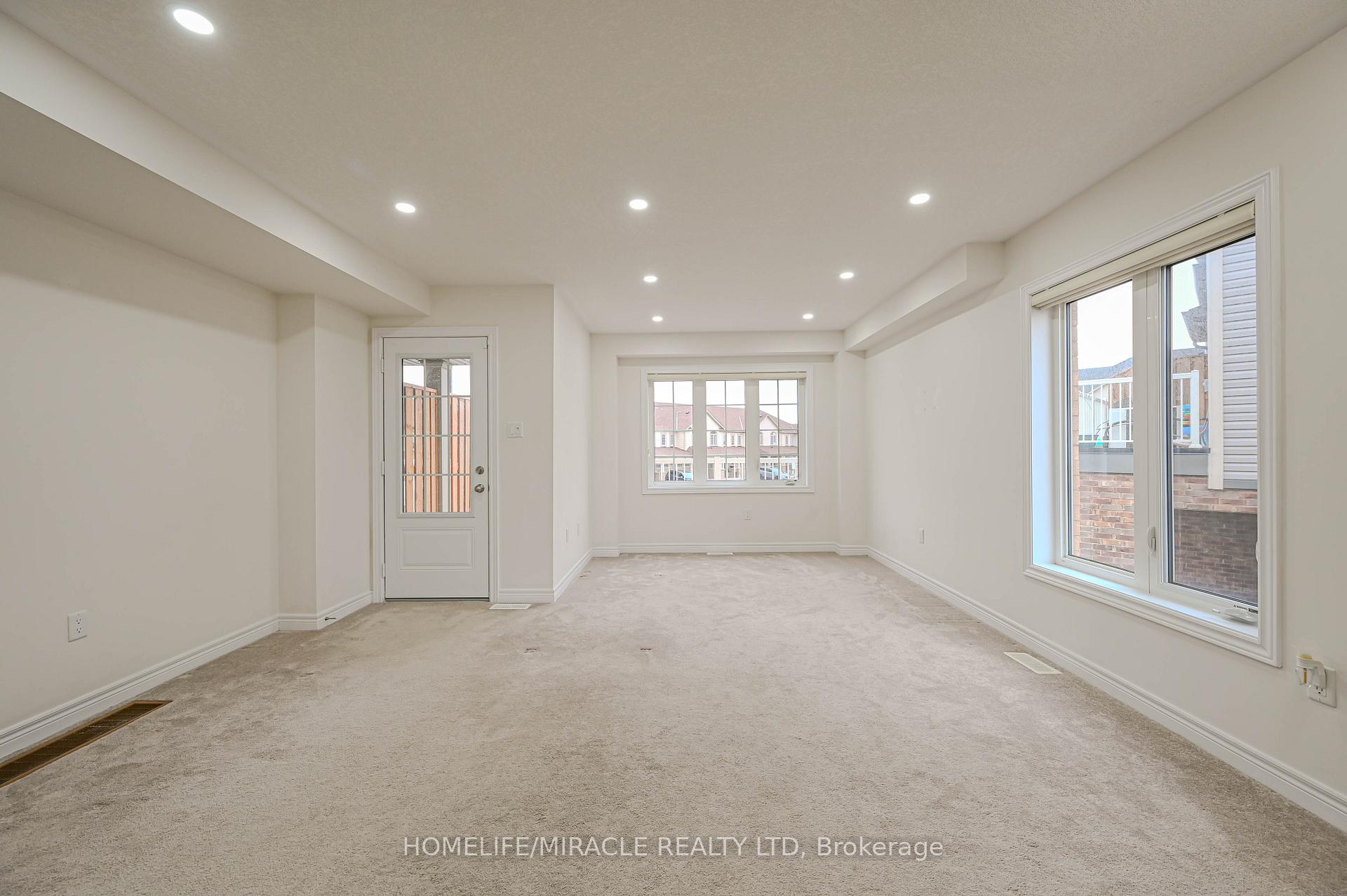 Photo 7 of 760 Linden Drive, Cambridge, Preston Heights — HOMEH