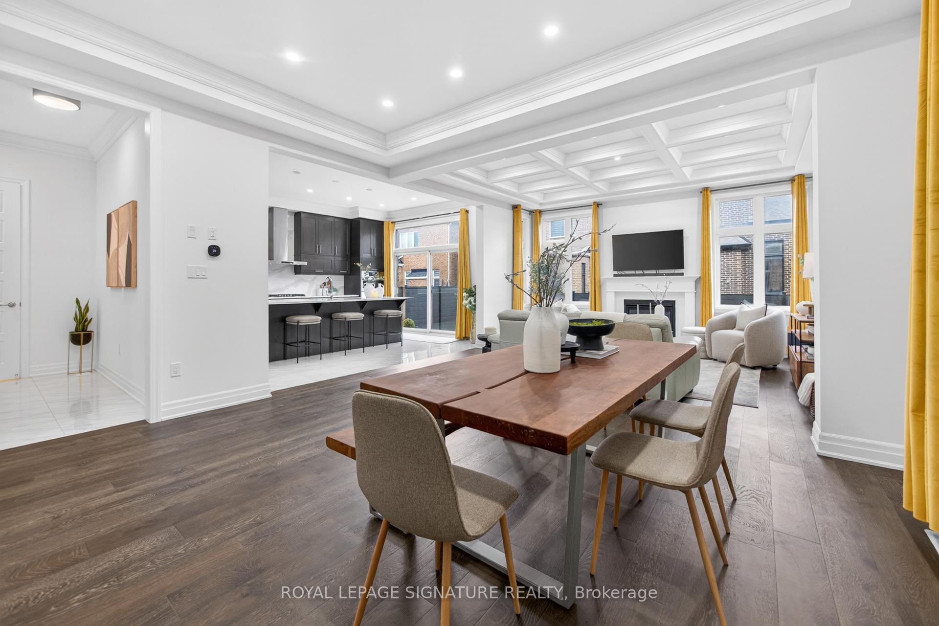 Photo 5 of 1493 Ford Strathy Crescent, Oakville, Joshua Meadows — HOMEH
