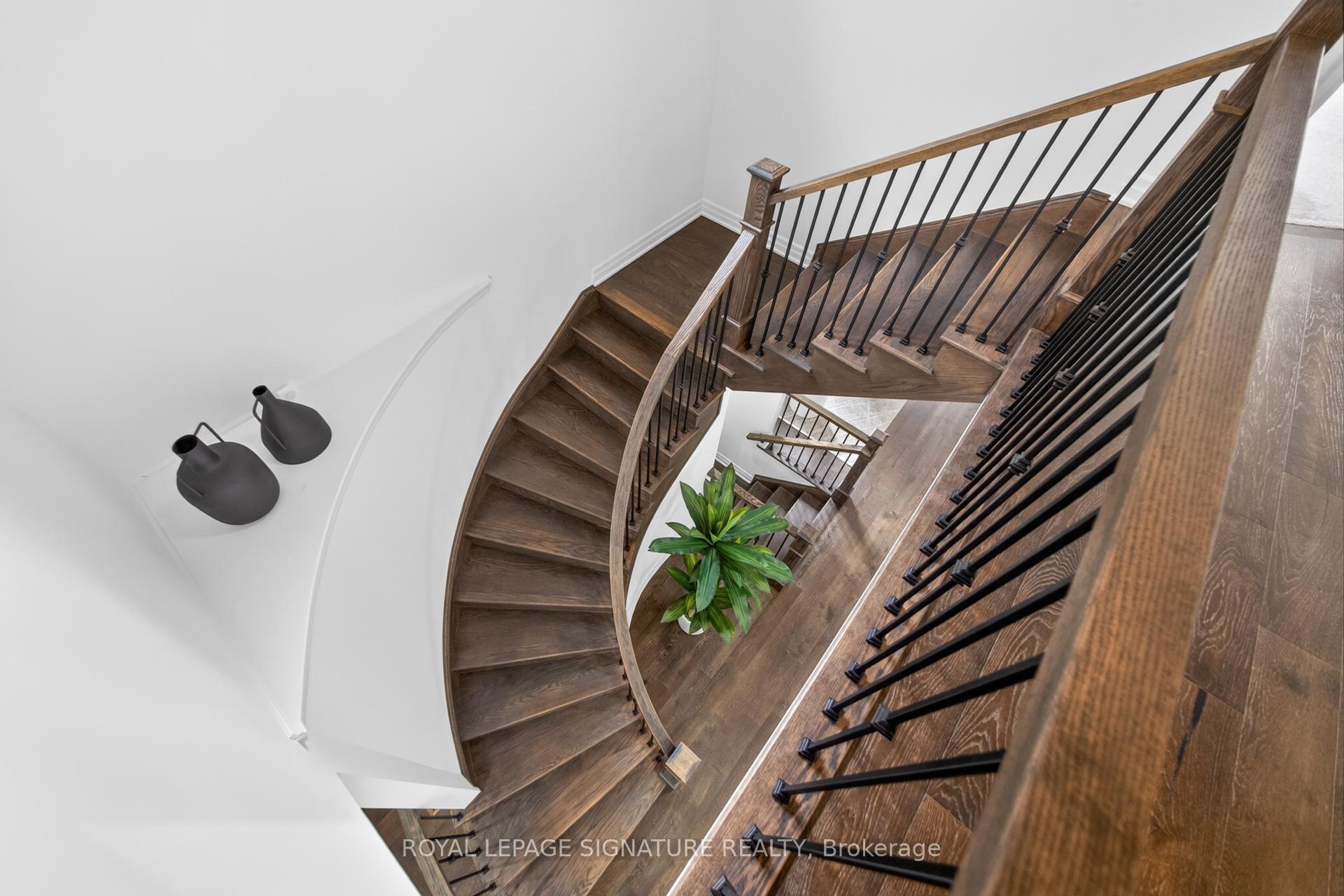Photo 17 of 1493 Ford Strathy Crescent, Oakville, Joshua Meadows — HOMEH