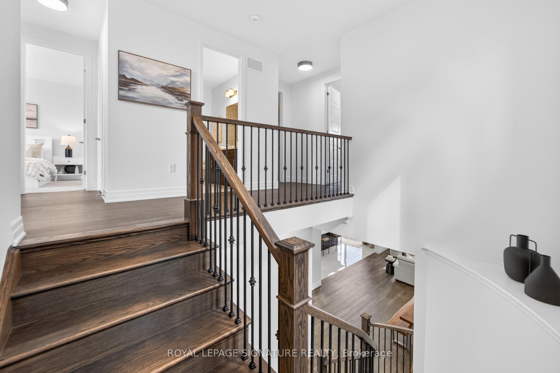 Photo 18 of 1493 Ford Strathy Crescent, Oakville, Joshua Meadows — HOMEH