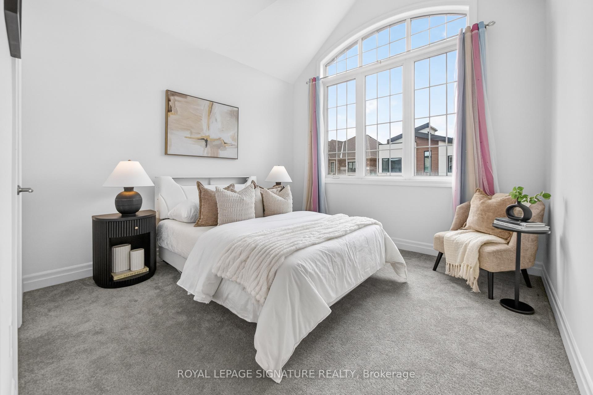 Photo 24 of 1493 Ford Strathy Crescent, Oakville, Joshua Meadows — HOMEH