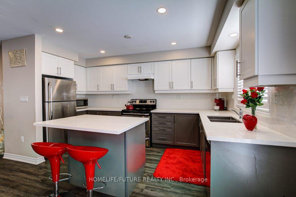 Photo 9 of 26 Streathern Way, Clarington, Bowmanville — HOMEH