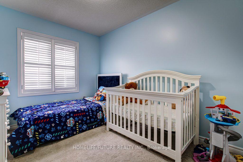 Photo 16 of 26 Streathern Way, Clarington, Bowmanville — HOMEH