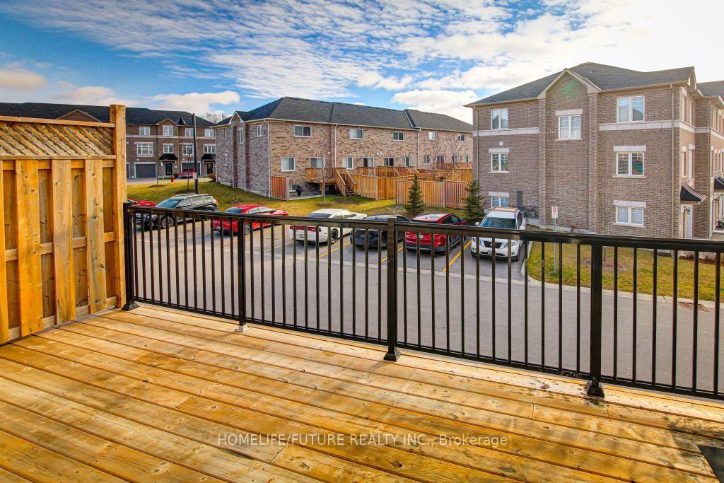 Photo 22 of 26 Streathern Way, Clarington, Bowmanville — HOMEH