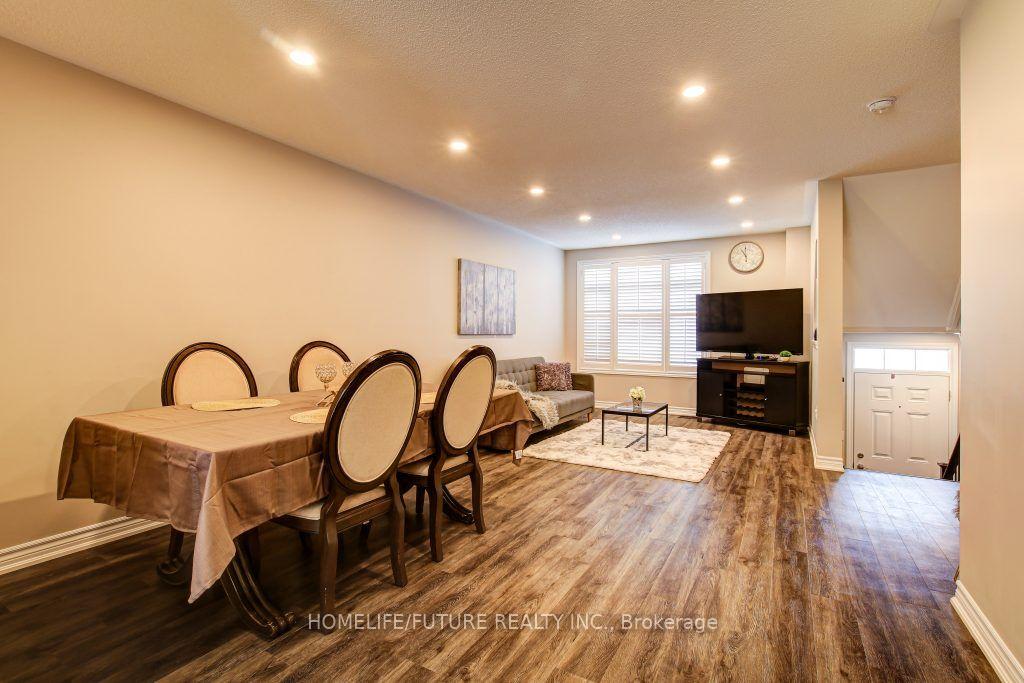 Photo 23 of 26 Streathern Way, Clarington, Bowmanville — HOMEH