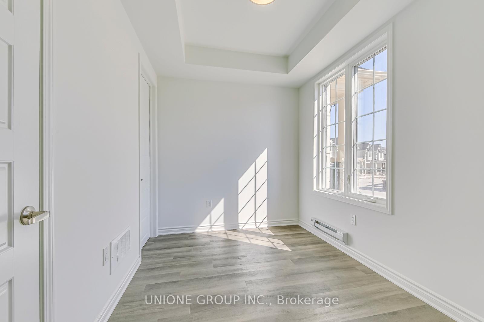 Photo 7 of 3056 Merrick Road, Oakville, Joshua Meadows — HOMEH
