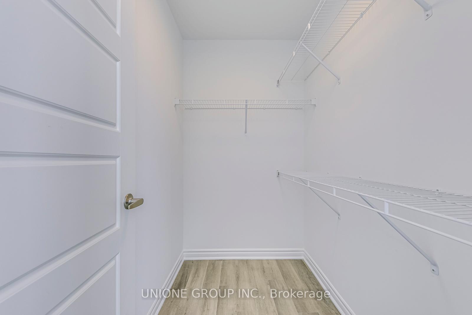 Photo 10 of 3056 Merrick Road, Oakville, Joshua Meadows — HOMEH
