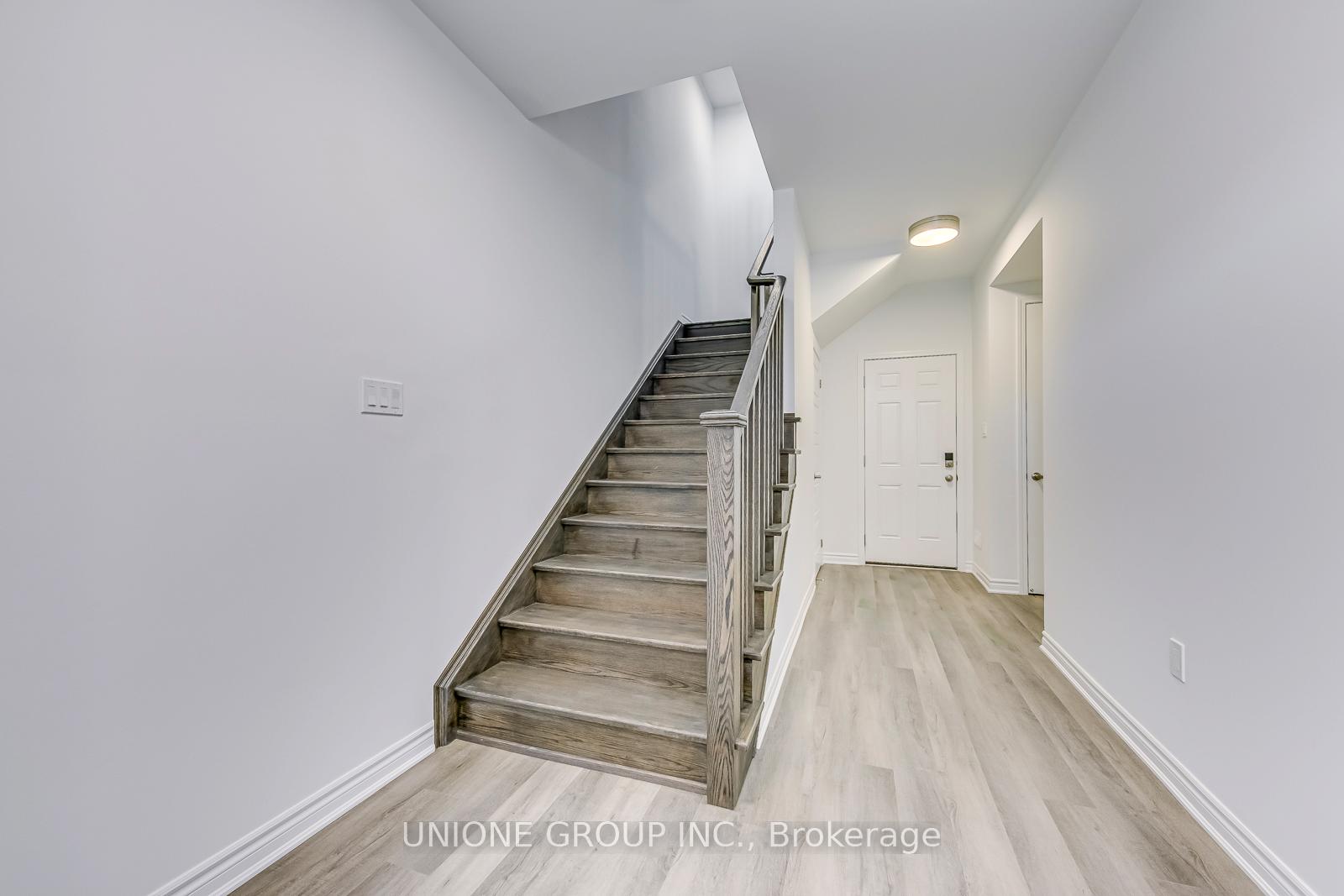 Photo 12 of 3056 Merrick Road, Oakville, Joshua Meadows — HOMEH