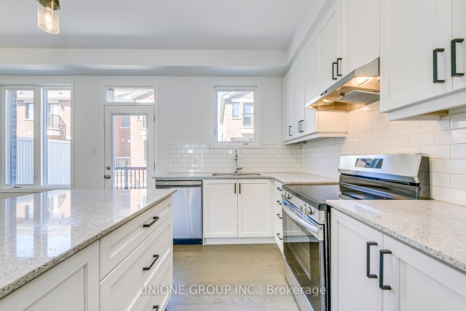 Photo 17 of 3056 Merrick Road, Oakville, Joshua Meadows — HOMEH