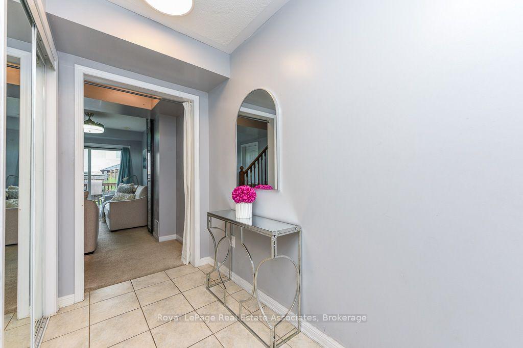 Photo 9 of Unit 2, 6 Ventura Avenue, Brampton, Fletcher's West — HOMEH