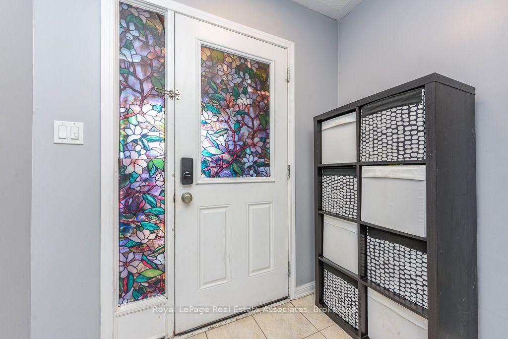 Photo 10 of Unit 2, 6 Ventura Avenue, Brampton, Fletcher's West — HOMEH