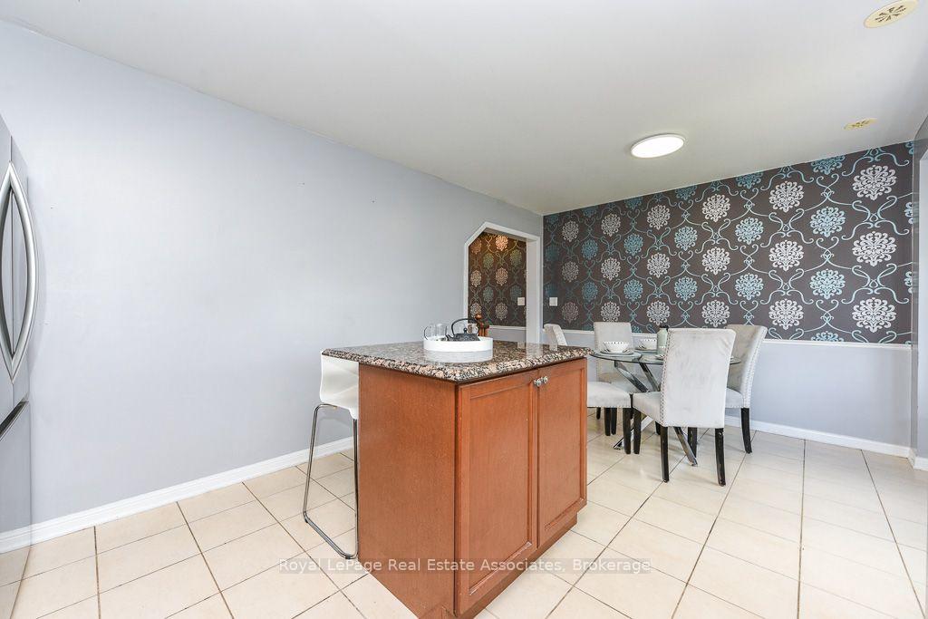 Photo 20 of Unit 2, 6 Ventura Avenue, Brampton, Fletcher's West — HOMEH