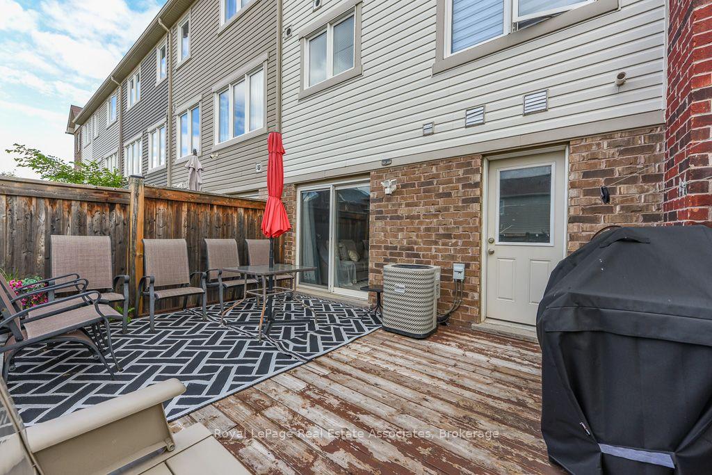 Photo 43 of Unit 2, 6 Ventura Avenue, Brampton, Fletcher's West — HOMEH