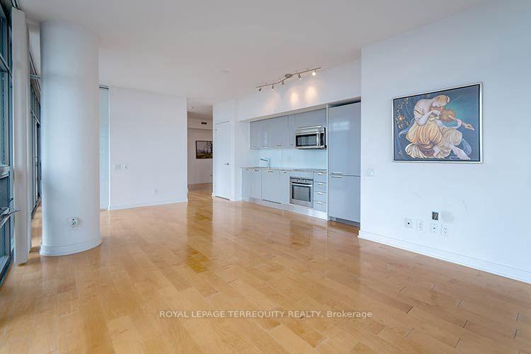 Photo 3 of Unit 3902, 33 Charles Street E, Toronto, Church-Yonge Corridor — HOMEH